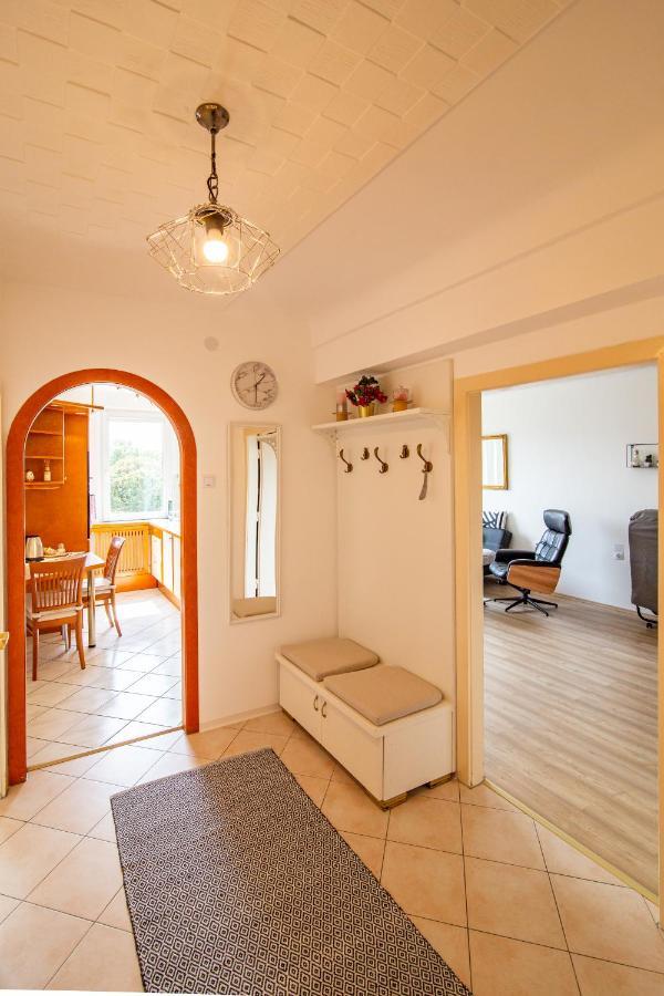 Best Rated Central Apartment Vienna - Ac, Wifi, 24H7Days Self Check-In, Board Games, Netflix Экстерьер фото